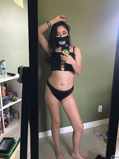 Lovely brunette shows off her ravishing giant boobs in hot quarantine self shots - Image 3 of 12  in Babe category   featuring Quarantine Challenge 